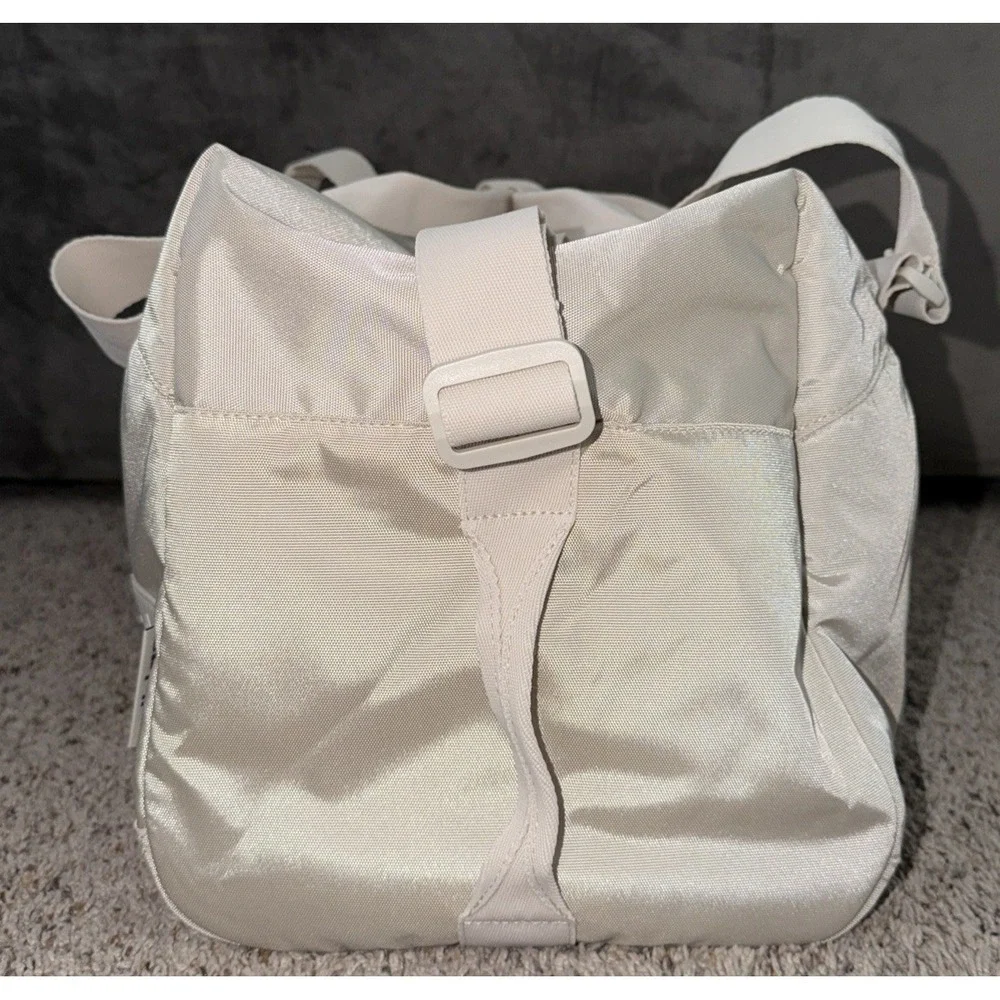 adidas Alumina / Beige‎ Unisex Lounge Duffel (5158448) NWT